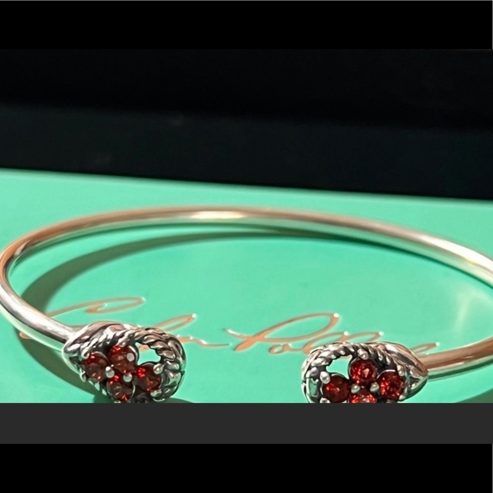 REDUCED PRICE Carolyn Pollack Garnet gemstone sterling silver cuff bracelet. - Picture 2 of 4